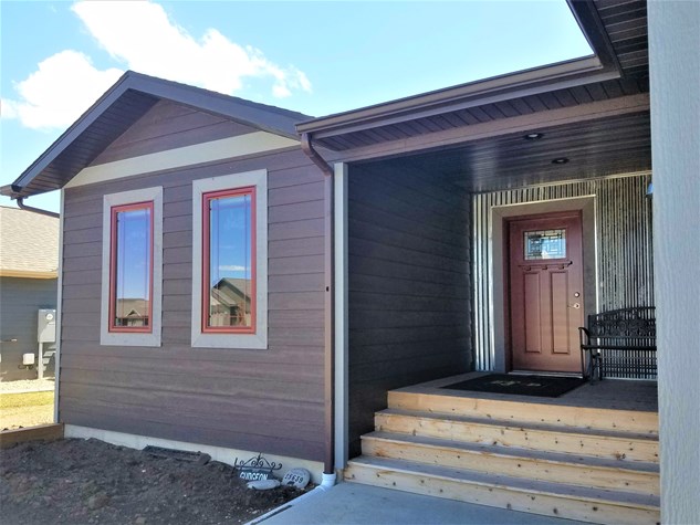 Modern 3 Bed Home on 0.41 Acres – Spearfish