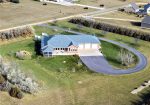 Spacious 5 Bed Home on 2.51 Acres – Belle Fourche